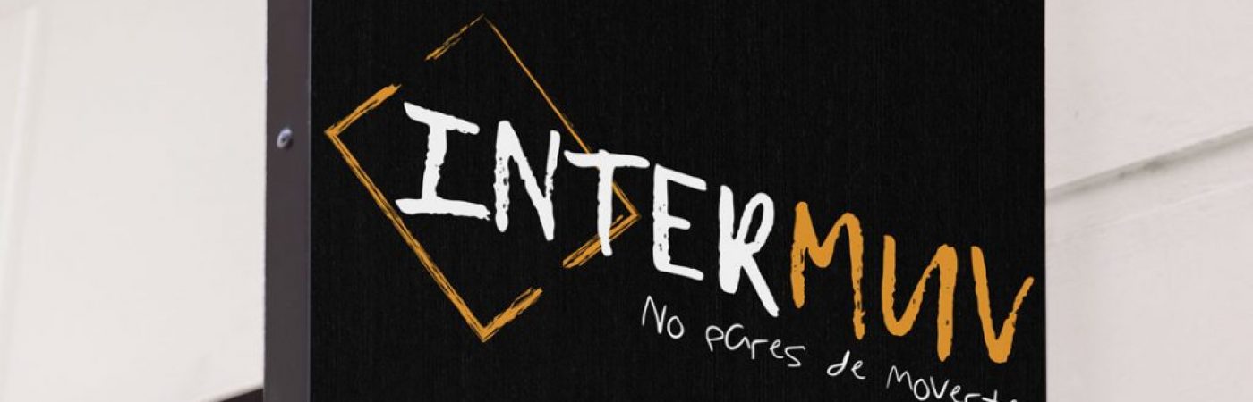 INTERMUV es una aventura inolvidable. Una agencia de intercambio cultural especializada en programas de estudios oficiales para jóvenes. Intermuv facilita que estudiantes de diferentes países viajen a España para disfrutar de una experiencia vital única y aprender el idioma Español. Esto te permitirá ampliar tus opciones de futuro en un plano académico, profesional y cultural, general. INTERMUV somos un grupo de profesionales de la educación, con experiencia en intercambios internacionales y muchas ganas de conocerte. Además en nuestro equipo contamos con diferentes coordinadoras locales ubicadas en las ciudades más interesantes: Málaga, Sevilla, Madrid, Barcelona, Valencia, Bilbao y Vigo; de su mano sentirás que venir a estudiar a España va a cambiar tu vida, marcará un antes y un después en tu trayectoria académica. La alegría, la excelencia, la intelectualidad y el aprendizaje, serán tus aliados si decides viajar con nosotras, ¿has hecho ya tu maleta?